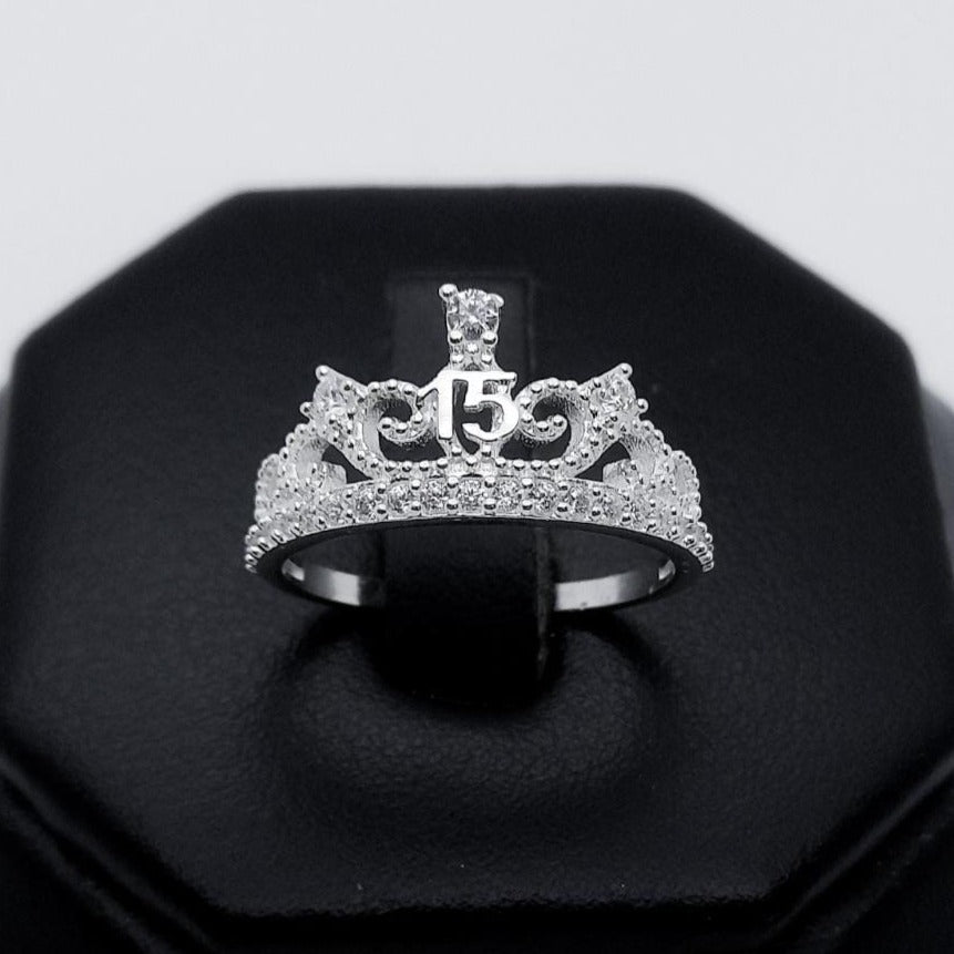 #AD300 - Anillo Corona De 15 años/XV's Con Piedra Zirconia Plata - A13/1.8