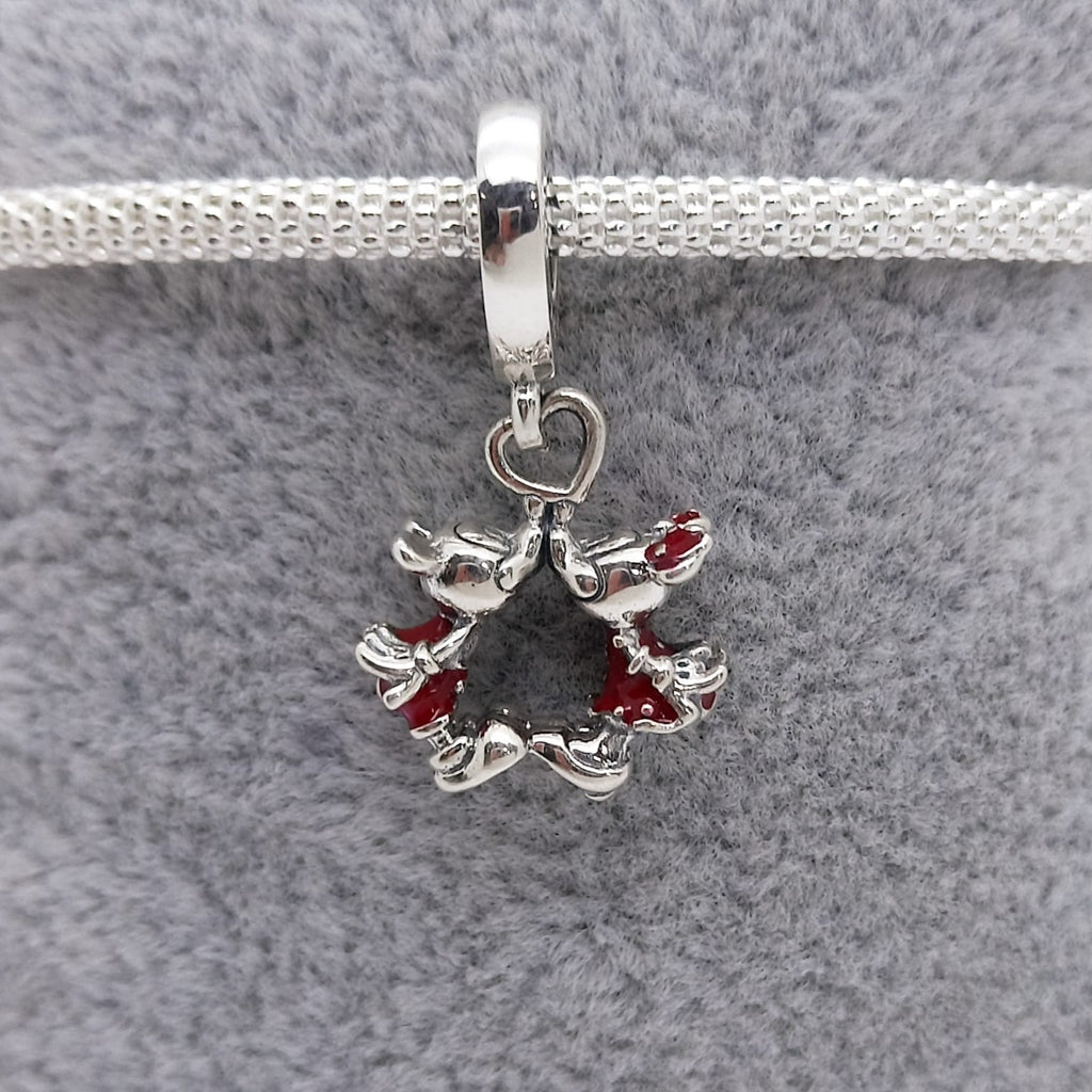 #PAN132 - Charm Beso Mickey Y Minnie Plata - IC3.2