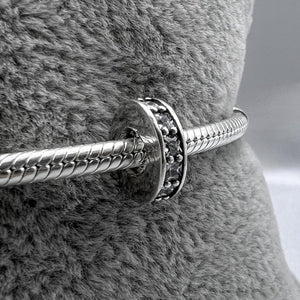#PAN275 - Charm Con Piedra